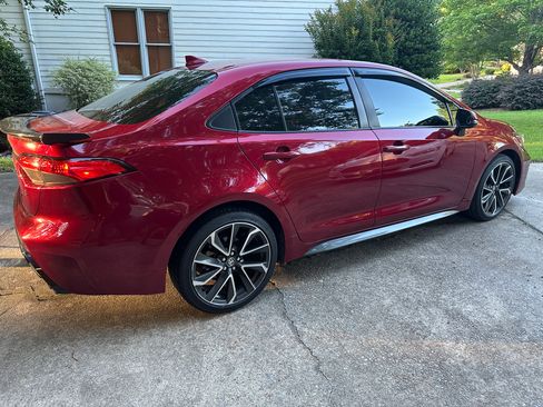 Used 2022 Toyota Corolla SE FWD image 12