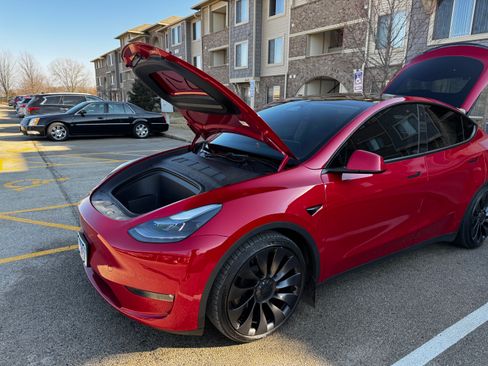 Used 2023 Tesla Model Y Performance image 21