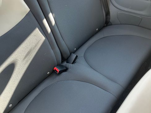 Used 2013 FIAT 500 Pop FWD image 9