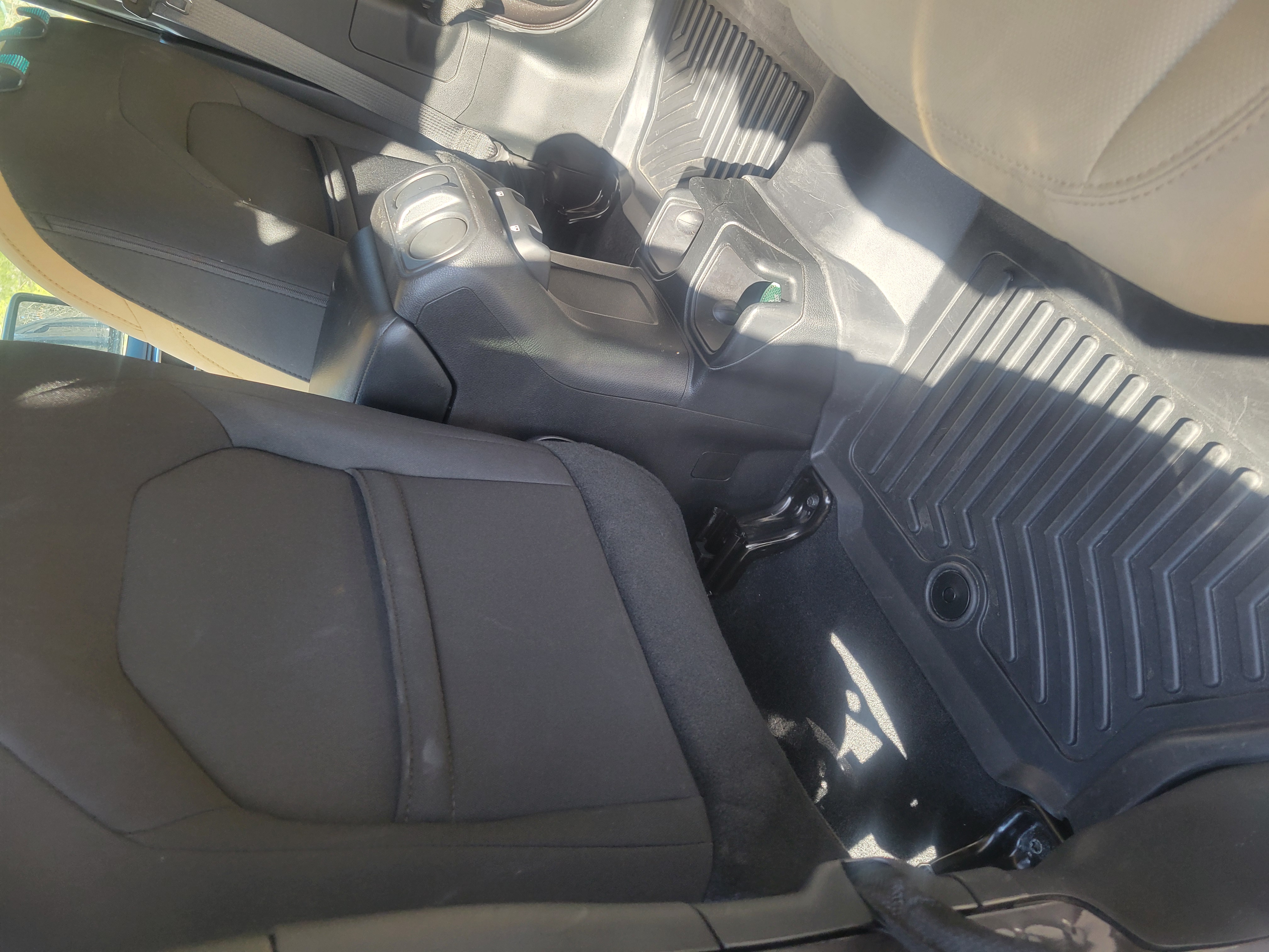Used 2018 Jeep Wrangler Unlimited Sport S AWD/4WD image 15