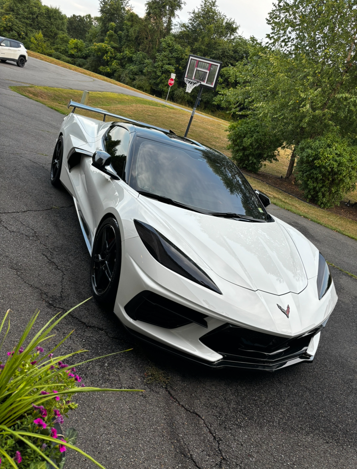 Used 2020 Chevrolet Corvette Stingray Preferred Cpe w/ 2LT Preferred Equipment Group RWD image 2