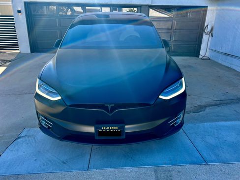 Used 2021 Tesla Model X Long Range image 5