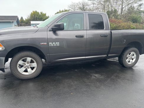 Used 2015 RAM 1500 Tradesman w/ Popular Equipment Group image 2