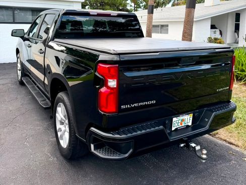 Used 2022 Chevrolet Silverado 1500 Custom RWD image 11