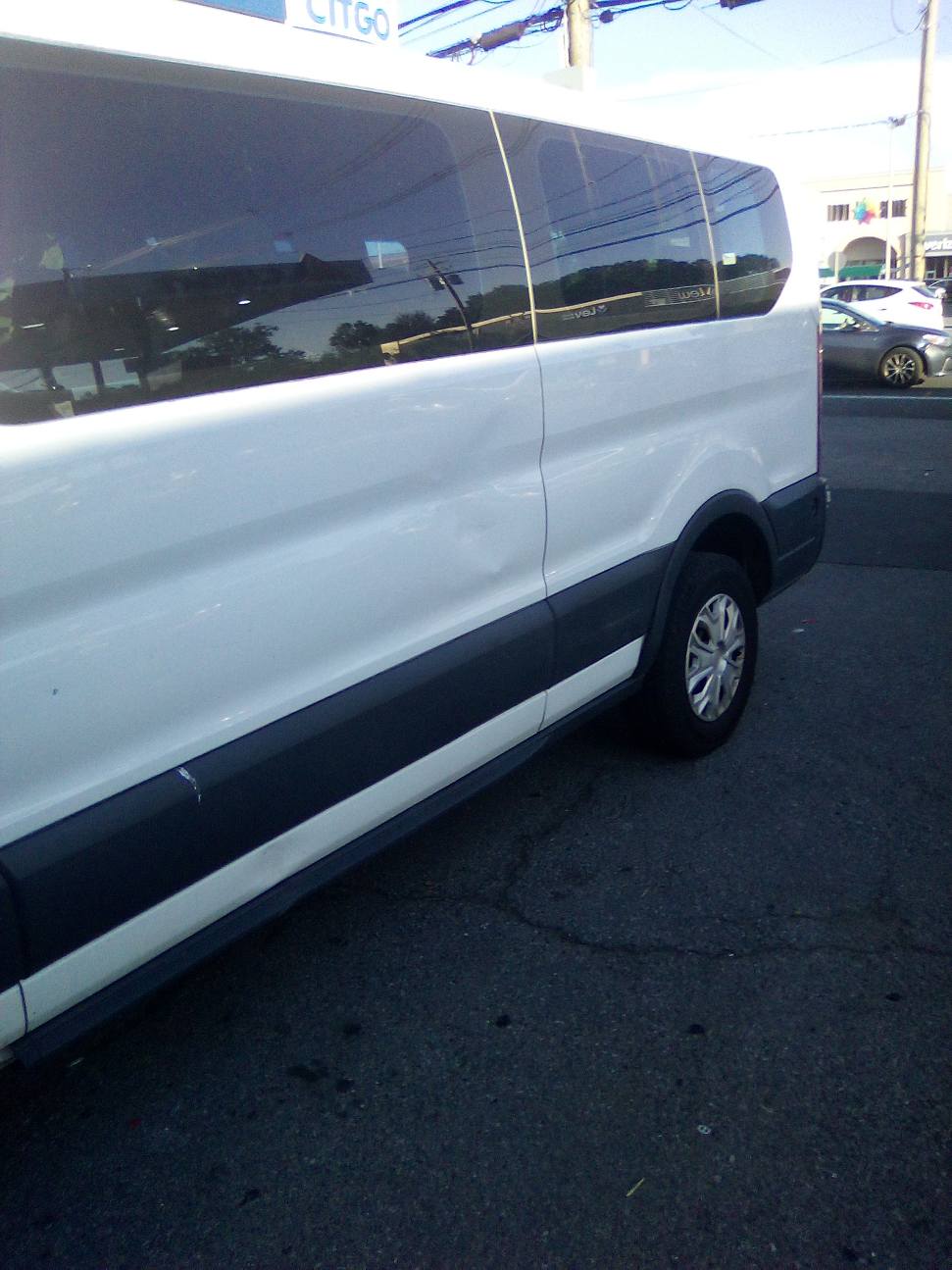Used 2017 Ford Transit 350 XLT RWD image 6