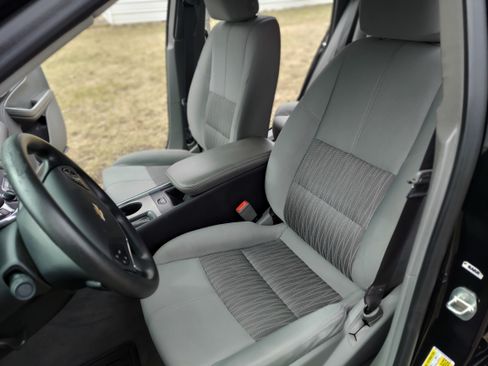 Used 2017 Chevrolet Impala LS w/ Protection Package image 18