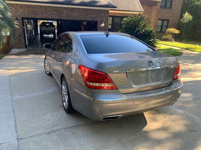 Used 2011 Hyundai Equus Signature RWD image 6