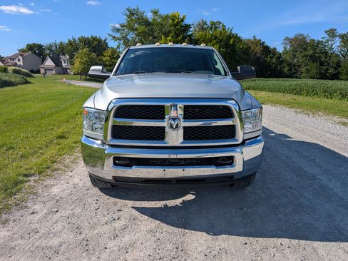 Used 2013 RAM 2500 Tradesman w/ Chrome Appearance Group AWD/4WD image 10