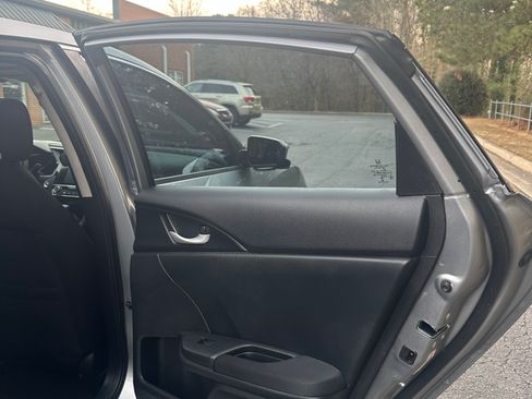 Used 2017 Honda Civic EX image 17