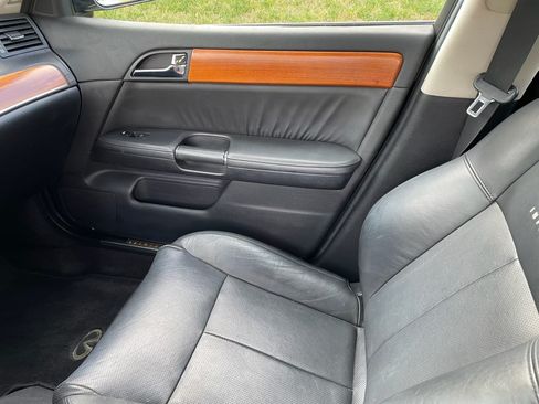 Used 2006 INFINITI M35 w/ (J01) Journey Pkg image 11