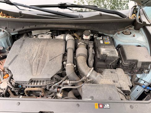 Used 2022 Hyundai Santa Cruz Limited AWD/4WD image 2