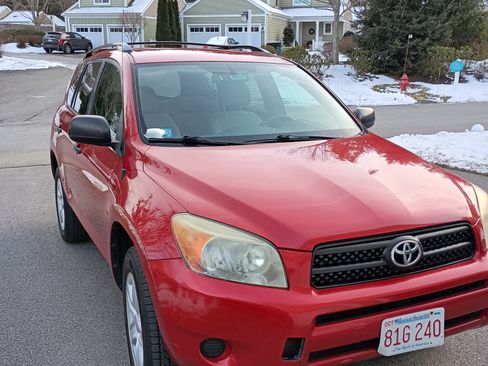 Used 2007 Toyota RAV4 4WD image 2