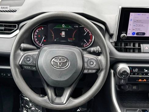 Used 2023 Toyota RAV4 XLE image 9