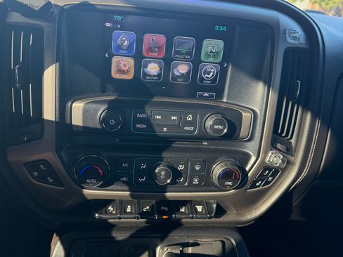 Used 2019 GMC Sierra 2500 Denali w/ Duramax Plus Package image 6