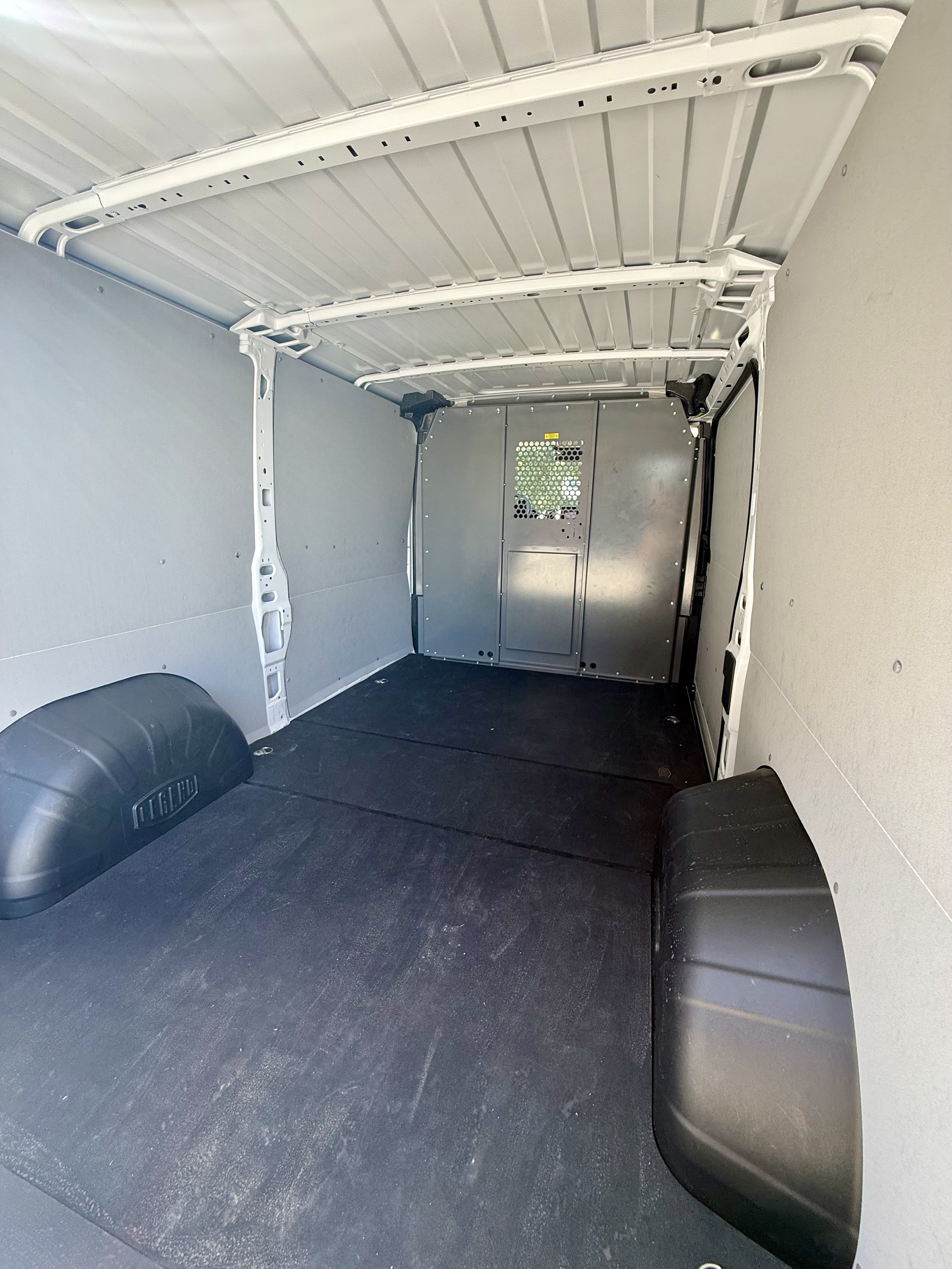 Used 2026 RAM ProMaster 2500 FWD image 9