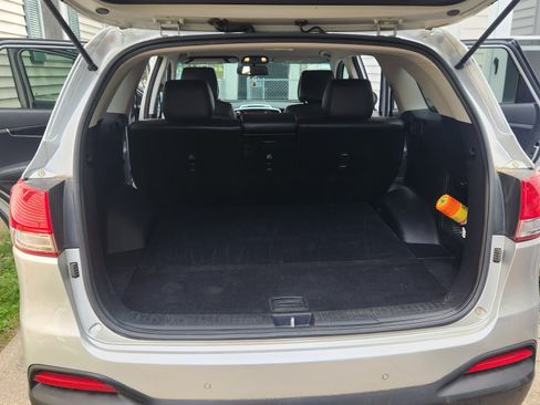 Used 2016 Kia Sorento LX w/ LX Convenience Package image 14