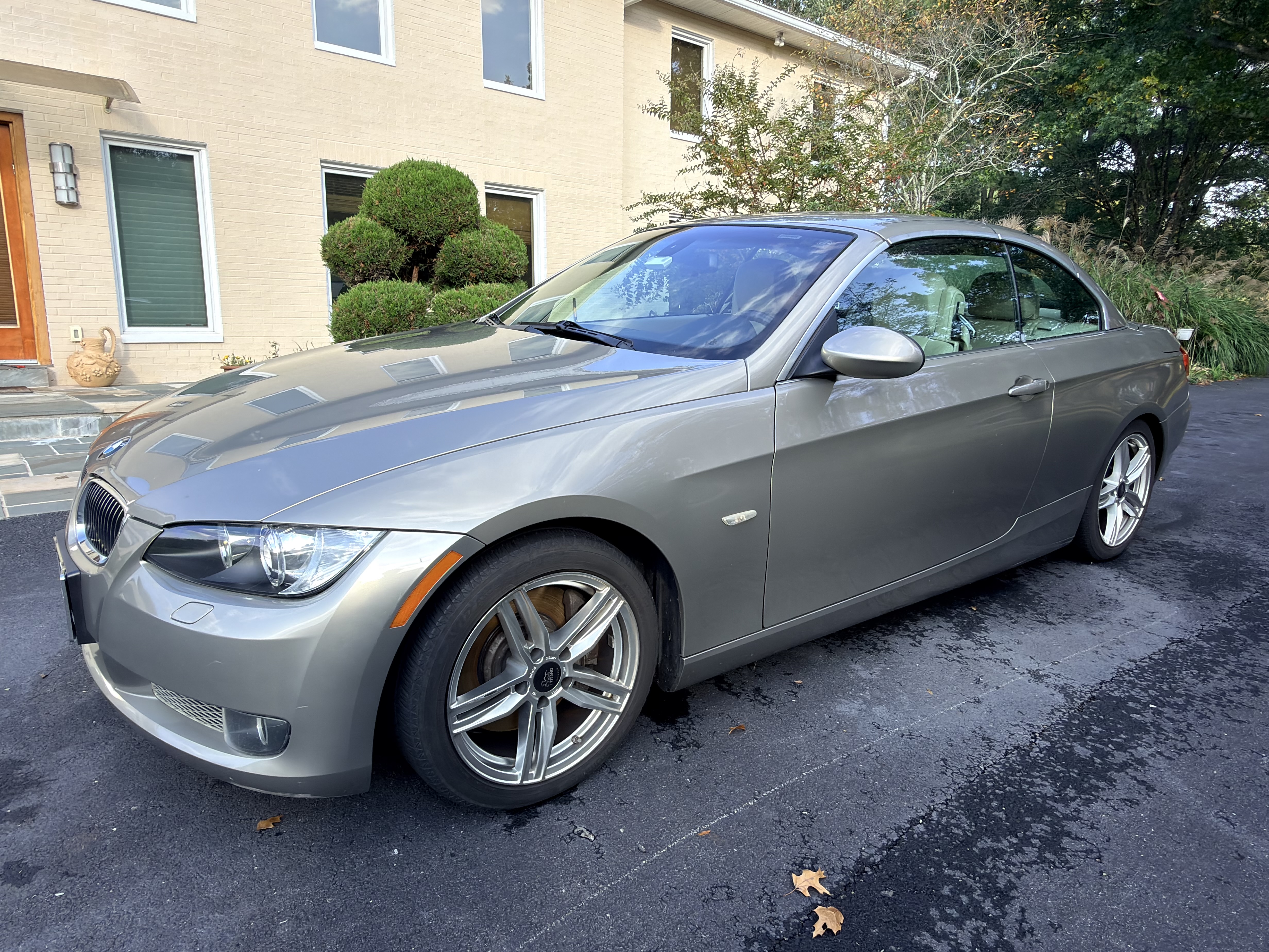 Used 2007 BMW 335i Convertible RWD image 14