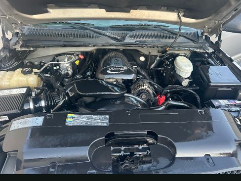 Used 2004 Chevrolet Silverado 1500 LS image 4