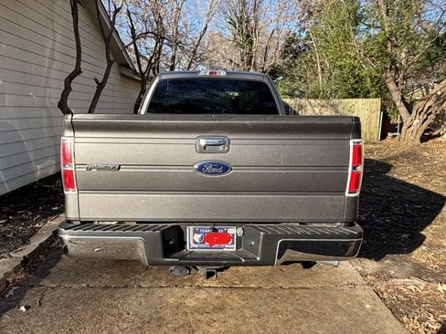 Used 2013 Ford F150 XLT w/ XLT Chrome Pkg image 2