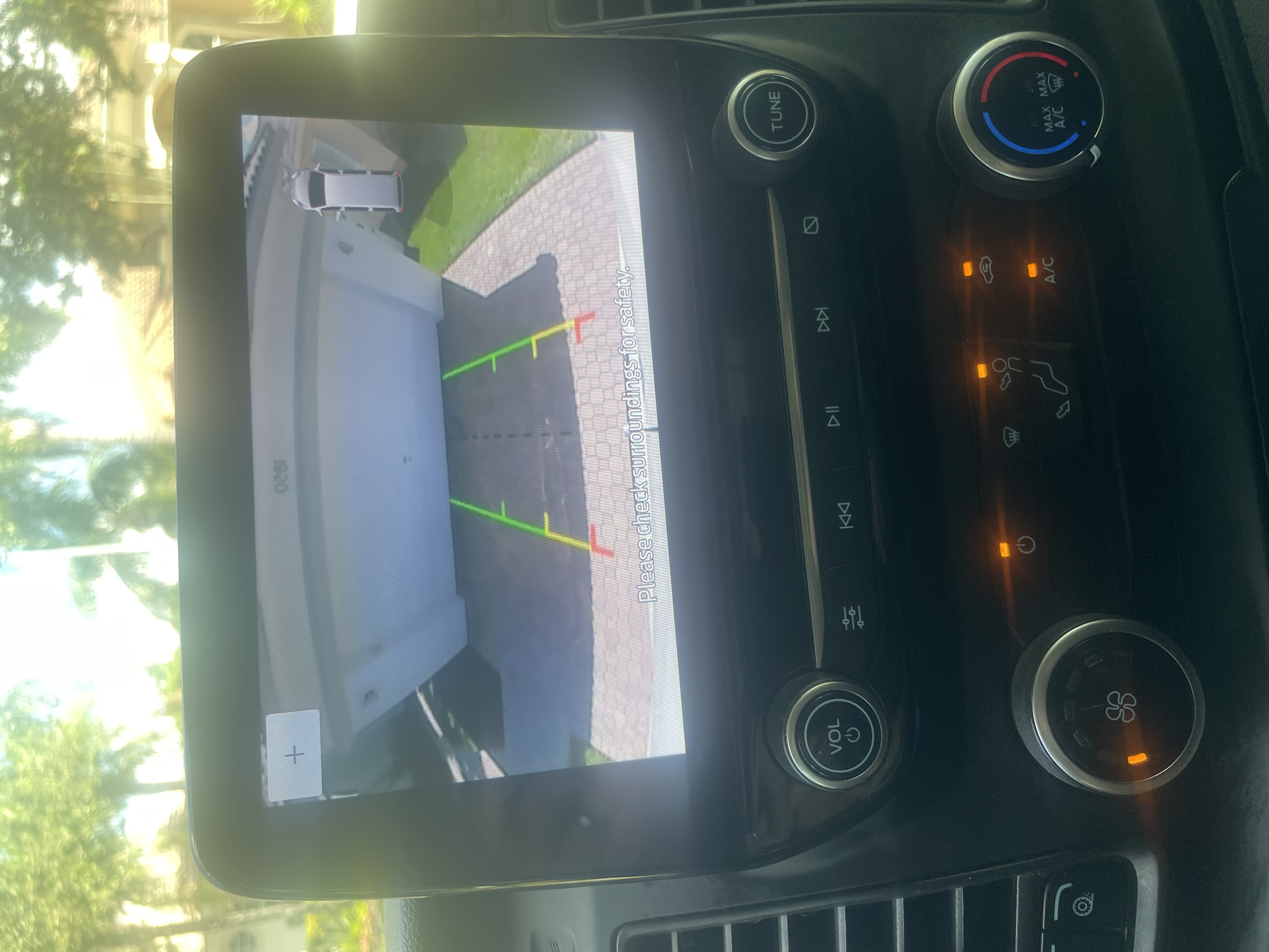Used 2021 Ford Transit 250 Medium Roof RWD image 12
