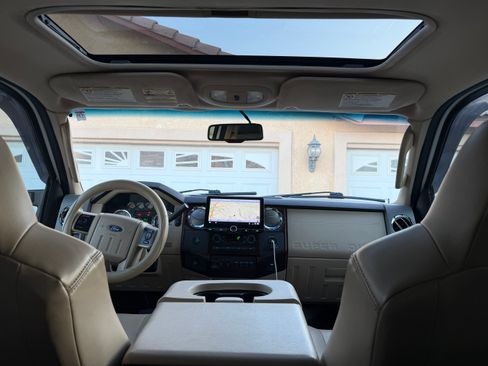 Used 2008 Ford F450 Lariat image 12