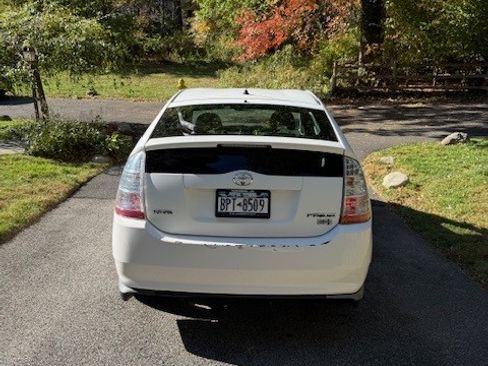 Used 2009 Toyota Prius Standard Hatchback 4D image 4