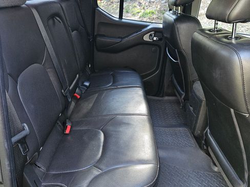 Used 2016 Nissan Frontier PRO-4X w/ Pro-4x Luxury Package AWD/4WD image 8