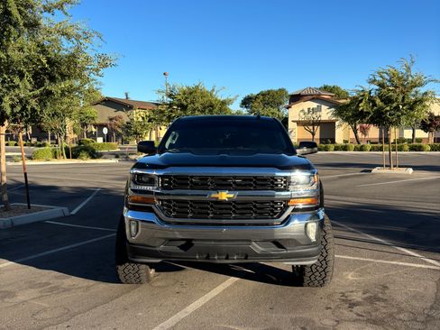 Used 2017 Chevrolet Silverado 1500 LT w/ Texas Edition image 2