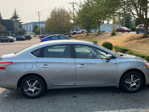 Used 2014 Nissan Sentra SV w/ Protection Package FWD image 4