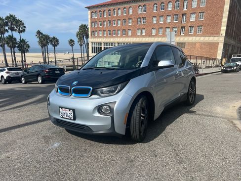 Used 2014 BMW i3 Range Extender Hatchback 4D image 2