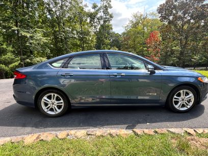 Used 2018 Ford Fusion SE