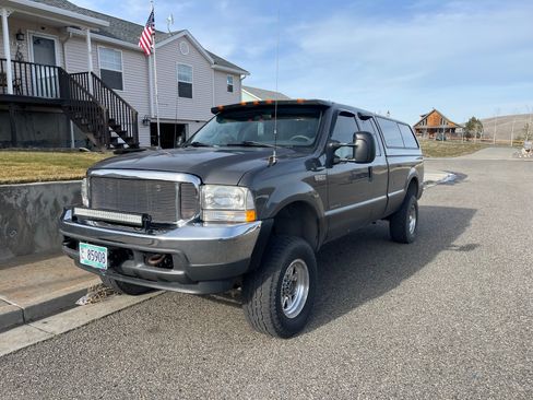 Used 2002 Ford F250 4x4 SuperCab Super Duty image 2