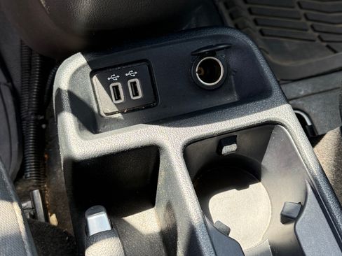 Used 2020 Ford Transit Connect XL FWD image 2