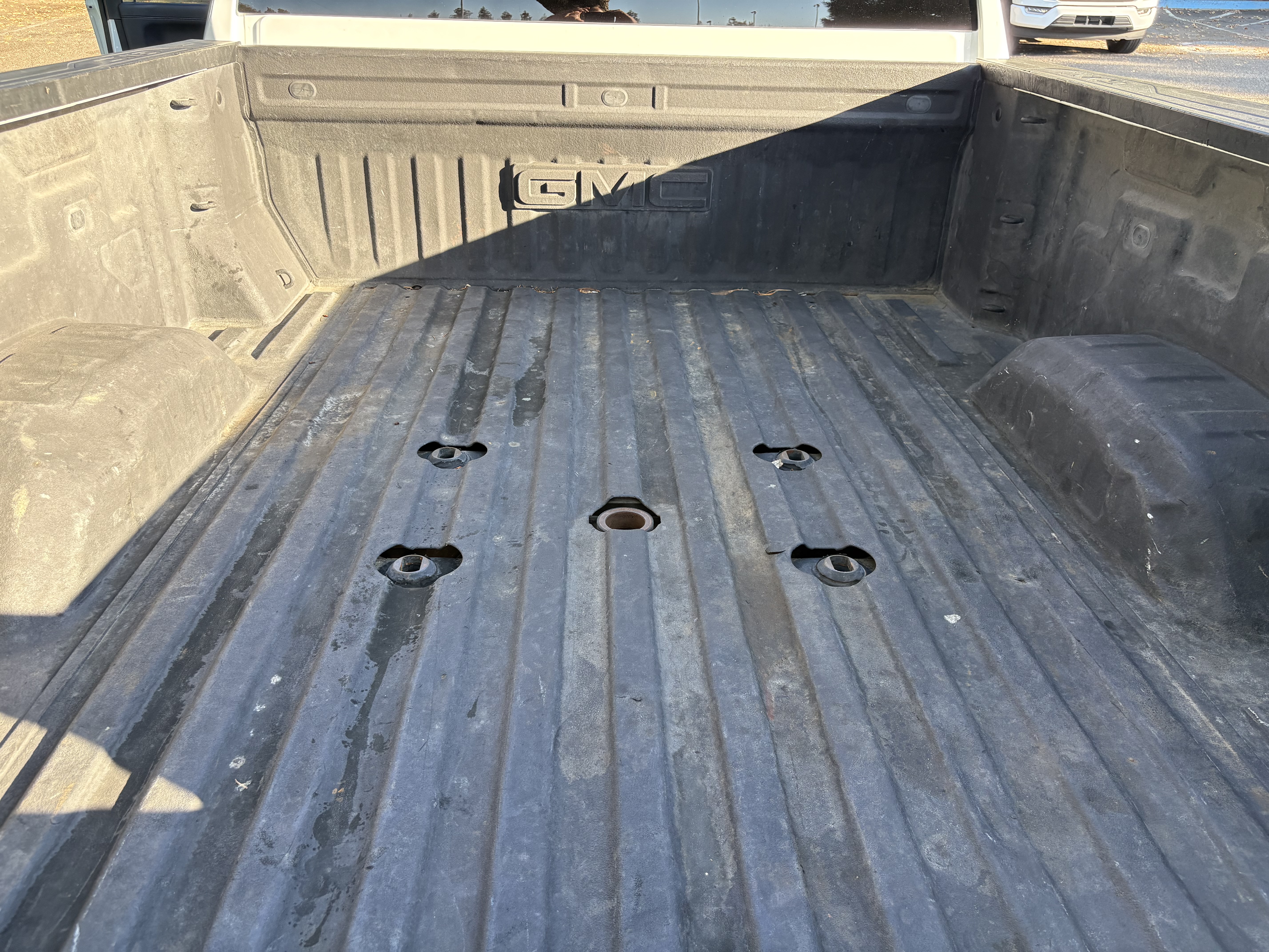 Used 2022 GMC Sierra 2500 SLE w/ SLE Value Package; AWD/4WD image 26