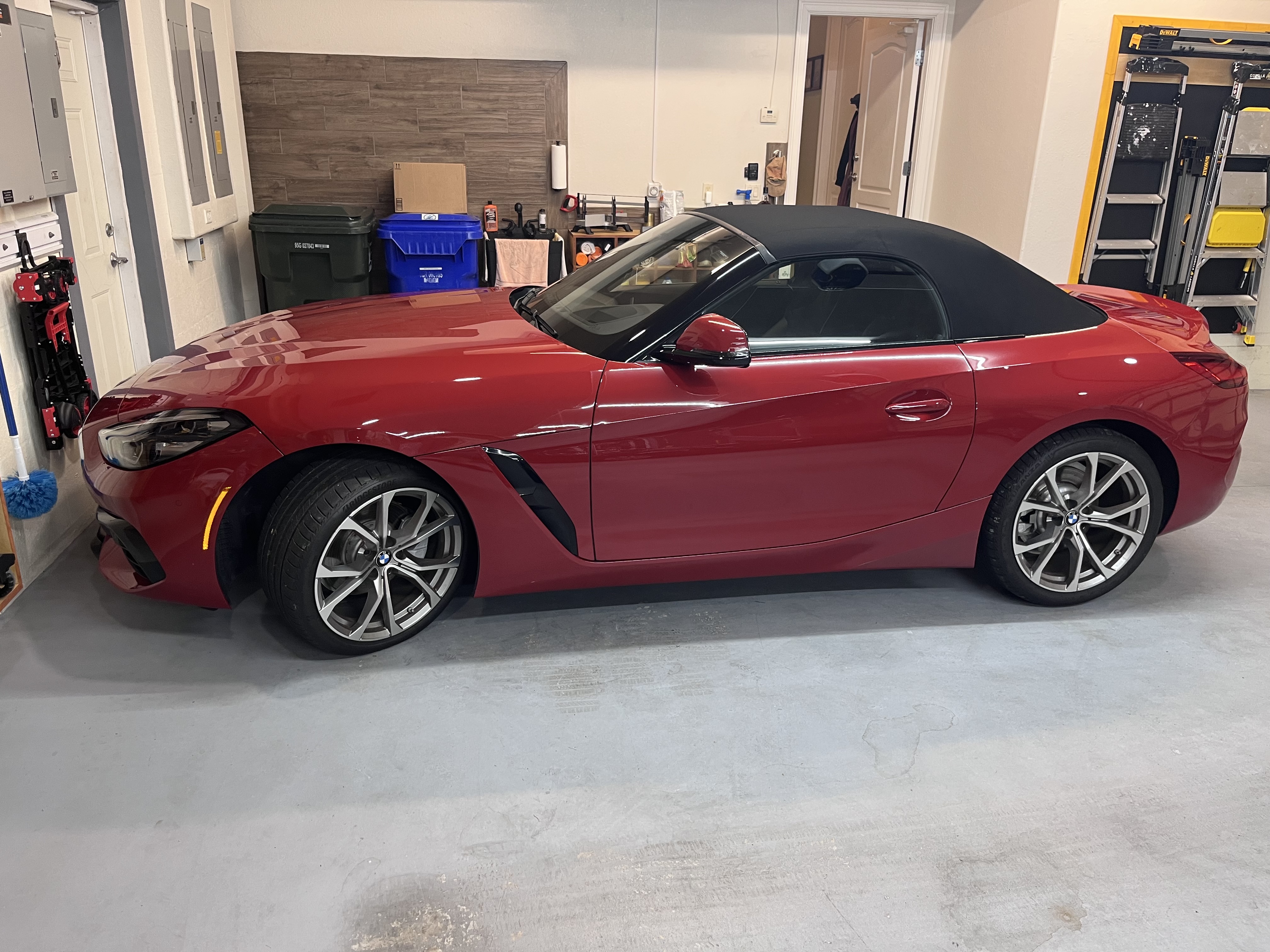 Used 2020 BMW Z4 sDrive30i w/ Premium Package RWD image 8