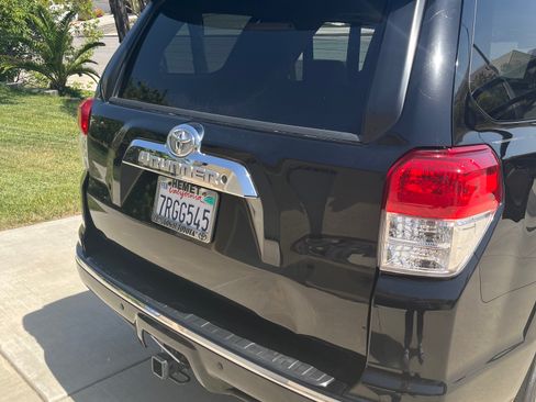 Used 2010 Toyota 4Runner SR5 RWD image 2