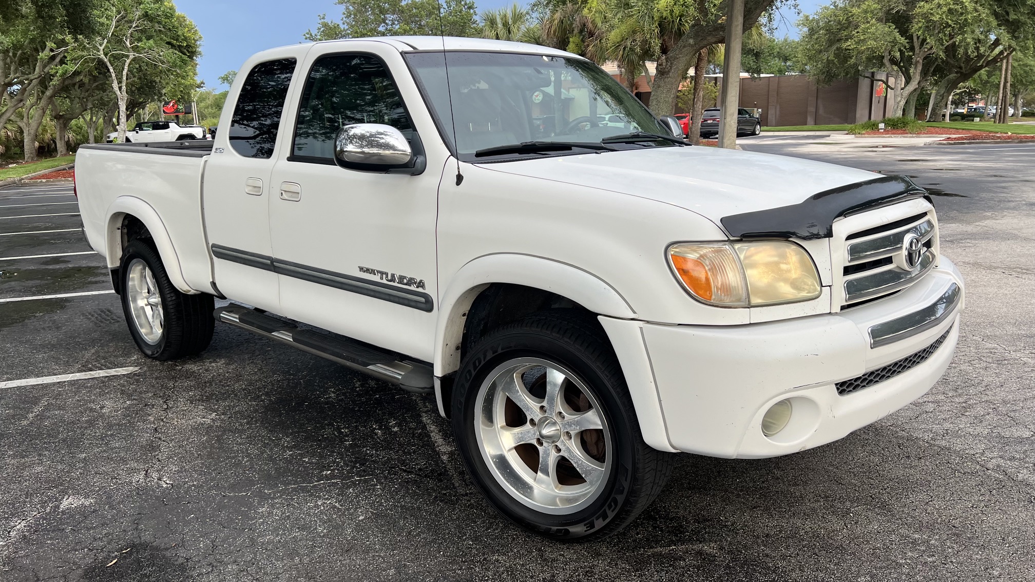Used 2005 Toyota Tundra SR5 AWD/4WD image 2