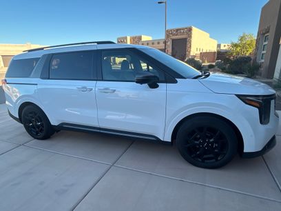 Used 2025 Kia Carnival SX w/ SX Dark Edition Package