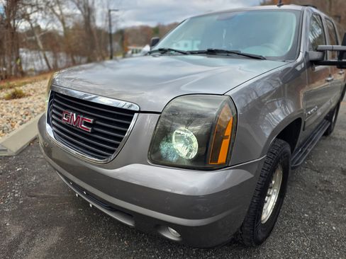Used 2007 GMC Yukon XL 2500 SLE image 9