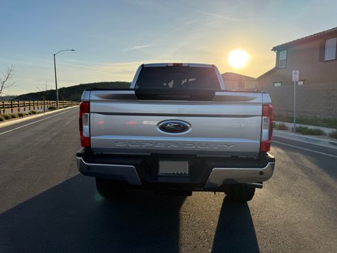 Used 2017 Ford F250 Lariat w/ Lariat Ultimate Package image 10