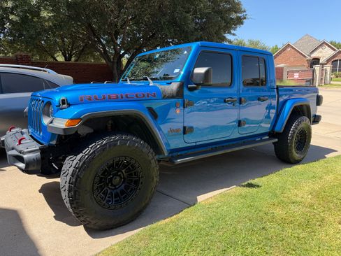 Used 2020 Jeep Gladiator Rubicon AWD/4WD image 2