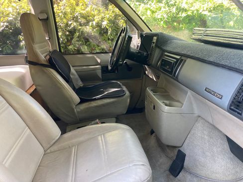 Used 1994 Chevrolet Astro Passenger image 13