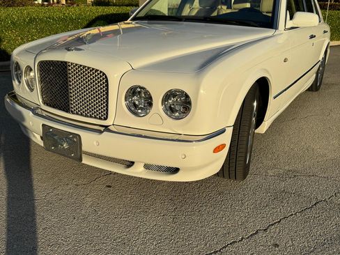 Used 2005 Bentley Arnage RL RWD image 6