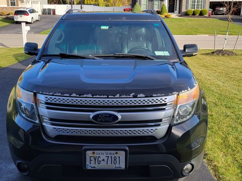 Used 2013 Ford Explorer XLT image 5