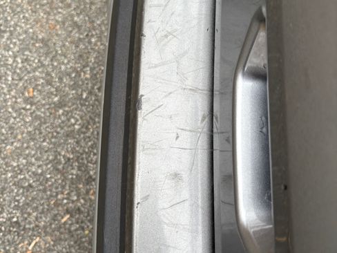 Used 2017 Nissan Rogue SV image 18