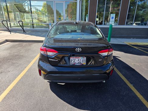 Used 2023 Toyota Corolla LE image 8