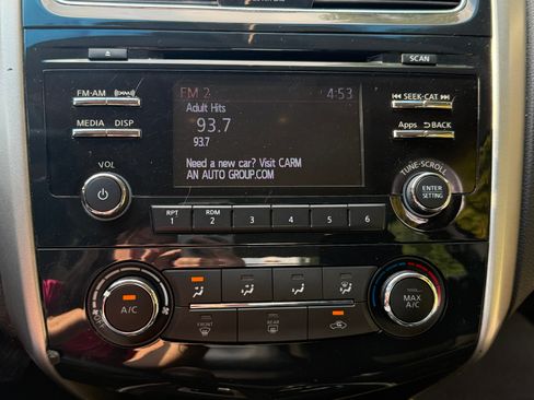 Used 2015 Nissan Altima 2.5 S w/ Special Edition Package FWD image 15
