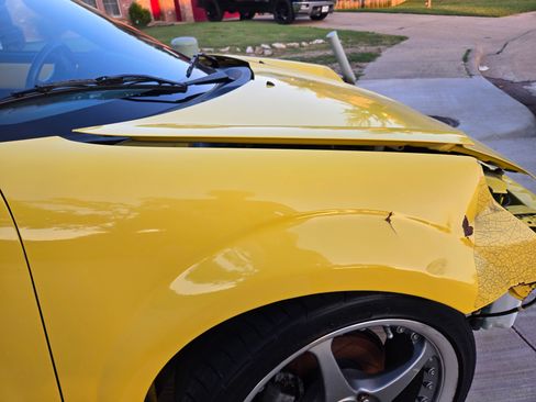 Used 2000 Toyota MR2 RWD image 17