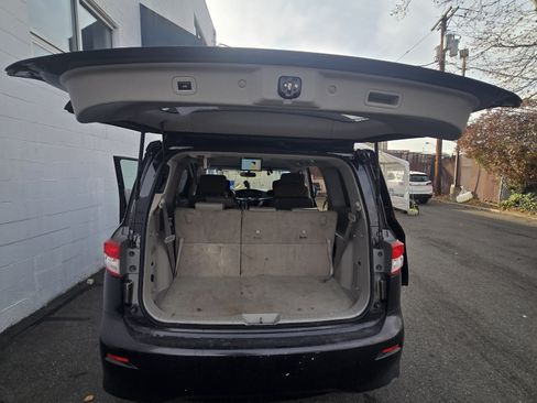 Used 2011 Nissan Quest SL image 12