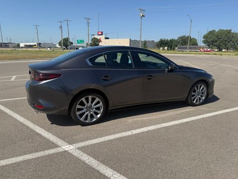 Used 2021 MAZDA MAZDA3 s AWD/4WD image 5